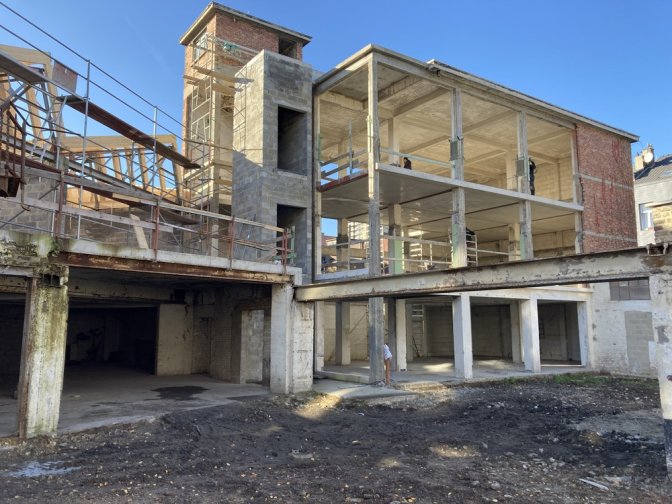 Chantier sous le soleil